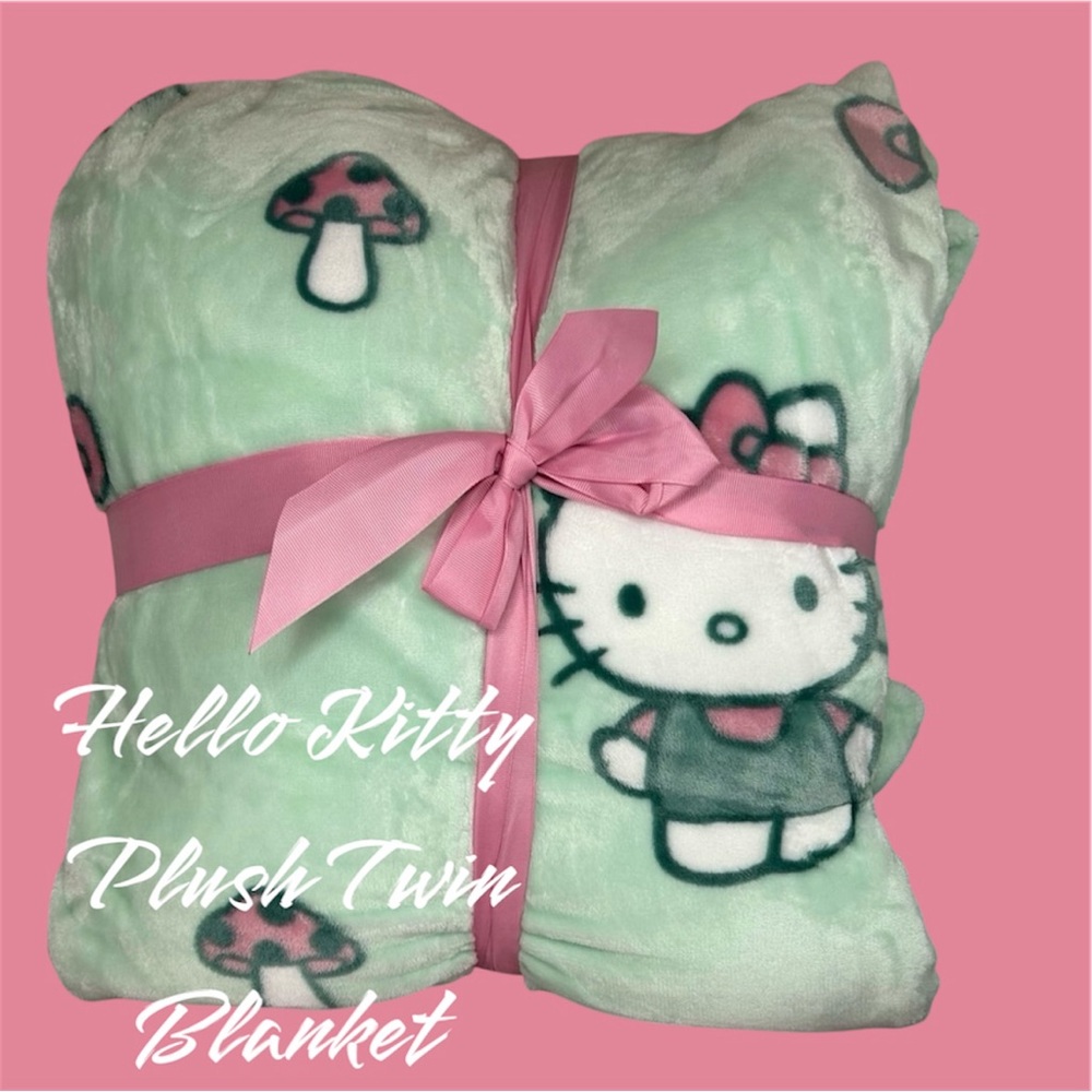 Hello Kitty Plush Twin Blanket - Green and Pink - Picture 1 of 2